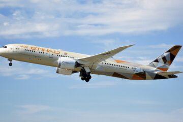 Etihad returns to East Africa