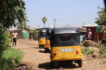 Discover Soweto by Tuk Tuk